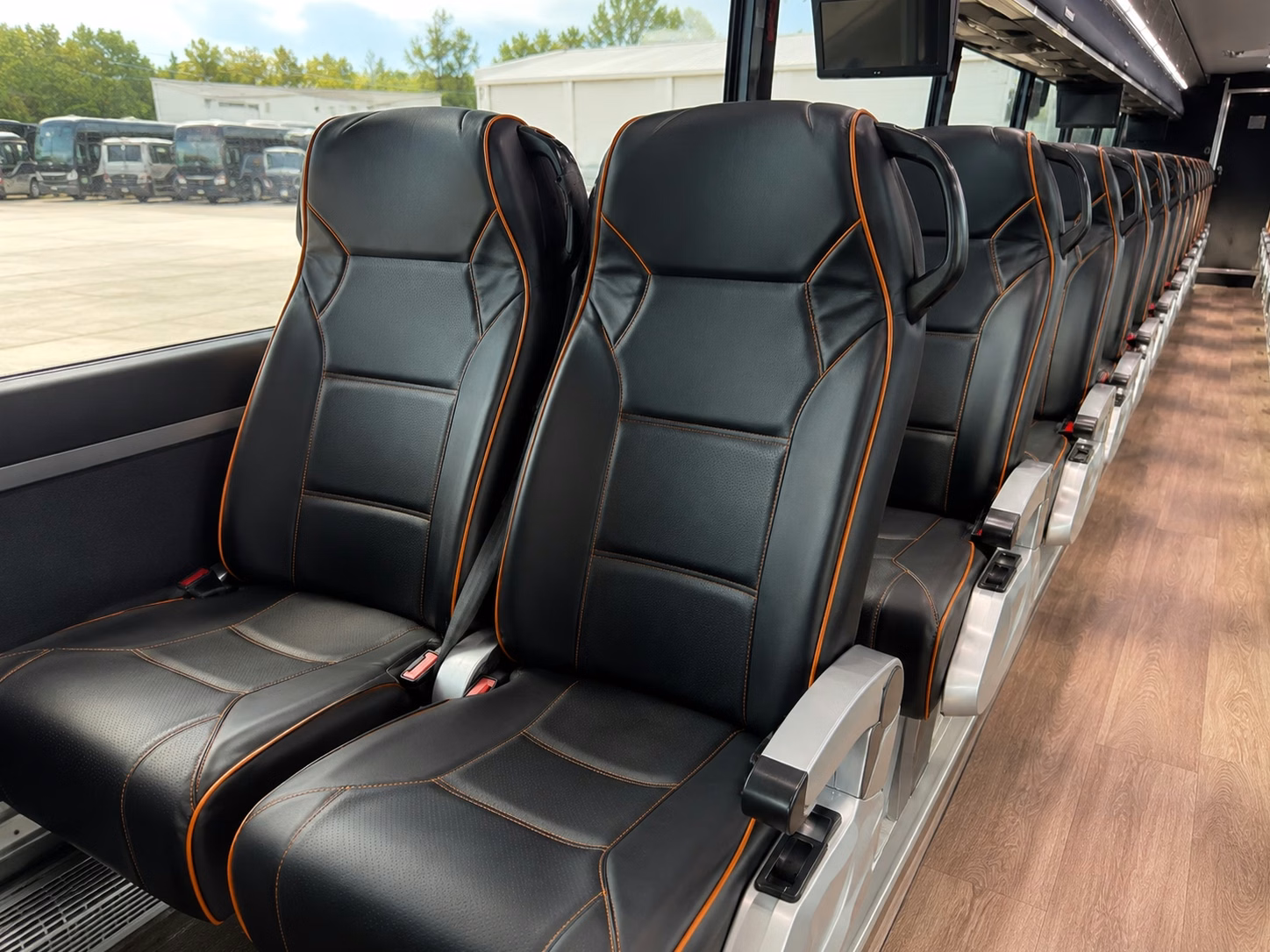 fan bus rentals for padres lakers rams and chargers games from murrieta