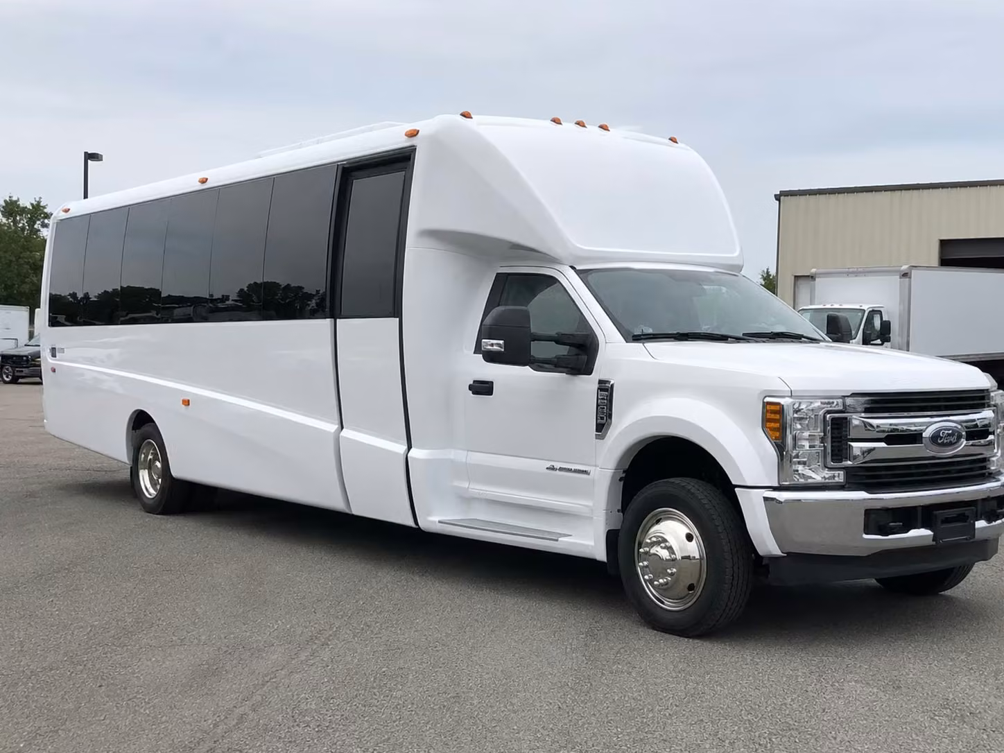 murrieta 20 passenger minibus rental